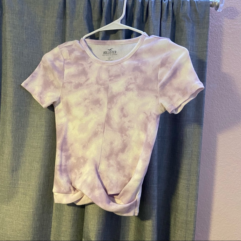 Hollister/Purple and White Tie die baby tee/Must have collection/Small